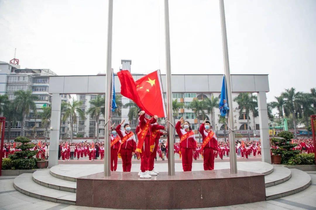 有没有比较懂的人帮我看看睾酮这么高正不正常？游戏画面